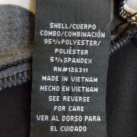 Cable & Gauge Top Red Beaded  Keyhole Sequin Trim Sleeveless Women size 1X - Picture 9 of 15